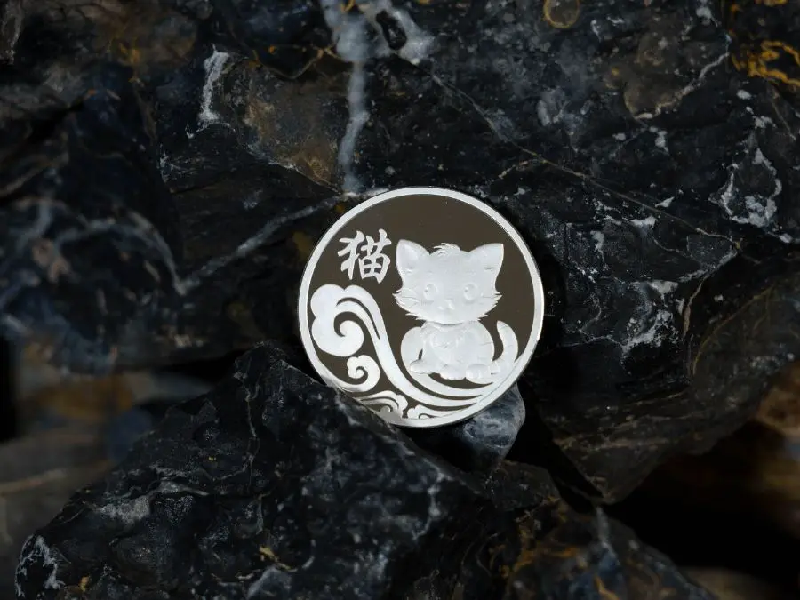 Dưới góc nhìn phong thủy và văn hóa bạc có khả năng hút âm khí Bạc hút âm khí đúng hay sai