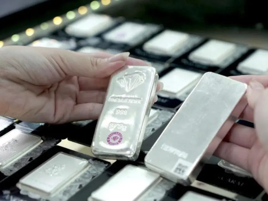 Mua bạc ở nơi đáng tin cậy để đầu tư hiệu quả Bán bạc có mất giá không tùy vào loại bạc