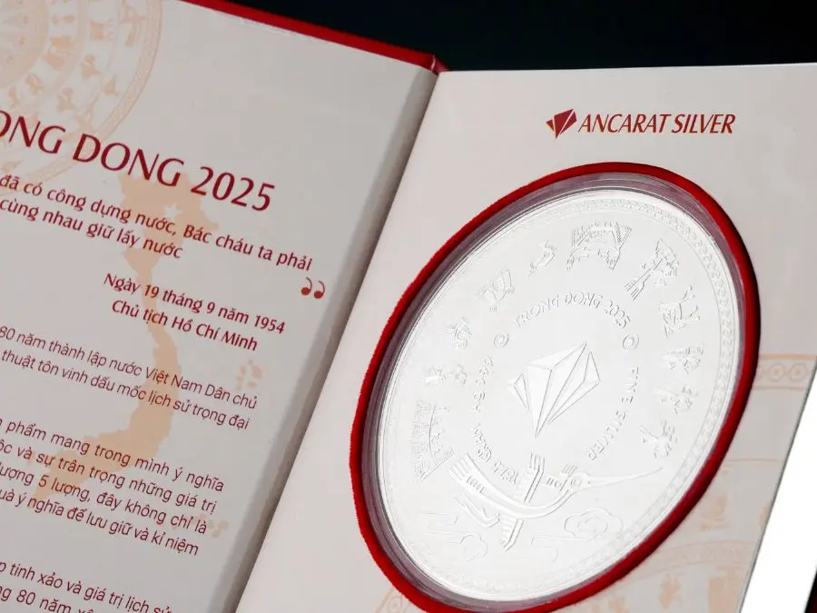 Nguyên nhân bạc tích trữ được săn đón Nguyên nhân bạc tích trữ được săn đón