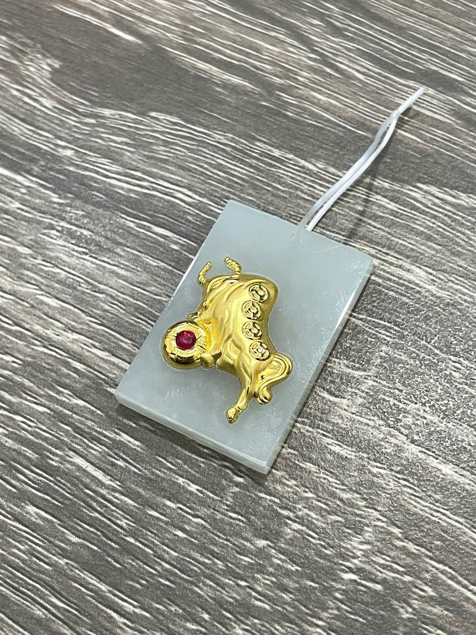 Mặt Dây Ngọc Phỉ Thúy Dát Vàng 24K 12 Con Giáp ANCARAT