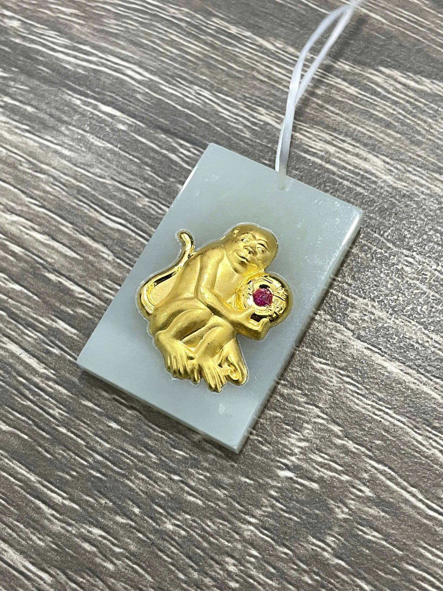 Mặt Dây Ngọc Phỉ Thúy Dát Vàng 24K 12 Con Giáp ANCARAT