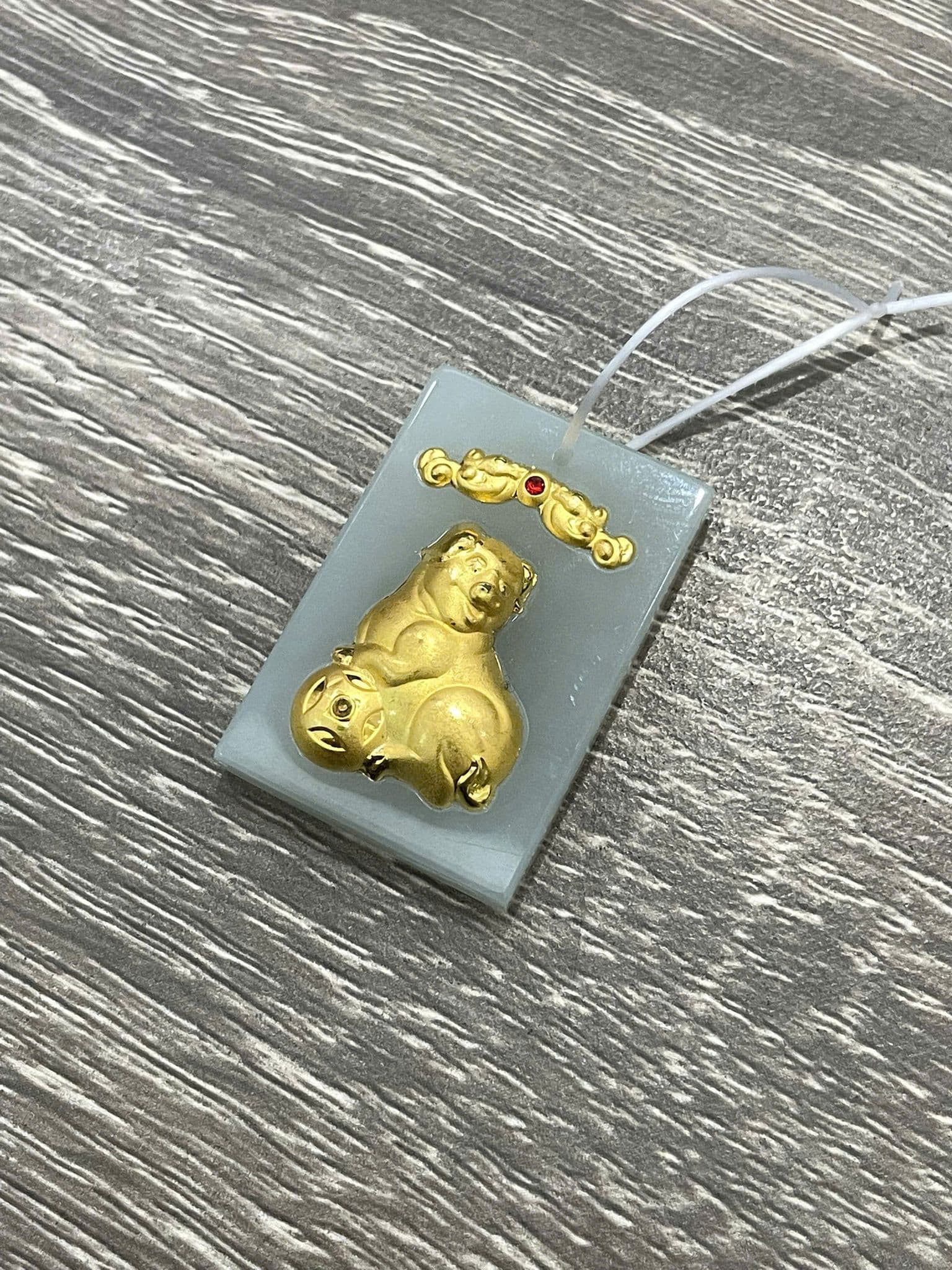 Mặt Dây Ngọc Phỉ Thúy Dát Vàng 24K 12 Con Giáp ANCARAT