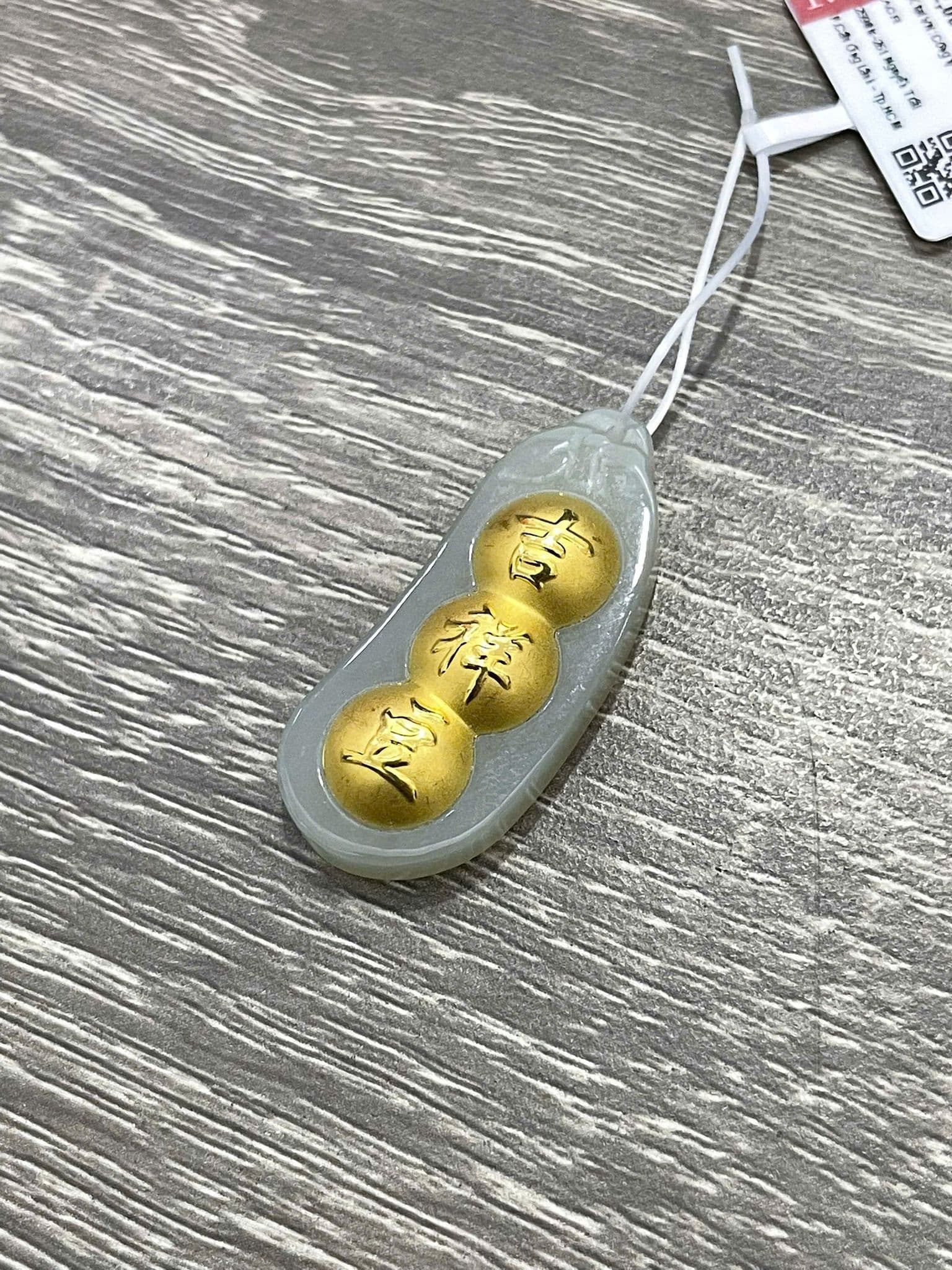 Mặt dây ngọc phỉ thúy dát vàng 24K Tam Châu Phúc Lộc Thọ ANCARAT