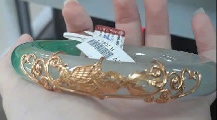Vòng cẩm thạch bọc vàng