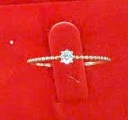 Nhẫn kiểu 18k đính đá