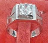 Nhẫn Vàng 18K Đính Đá Mặt Vuông Khối Sáng ANCARAT