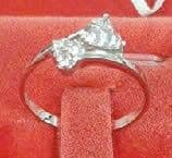 Nhẫn Vàng 18K Đính Đá Nét Sáng Thanh Mảnh ANCARAT