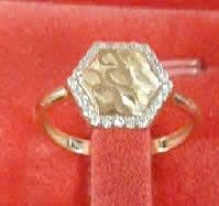 Nhẫn Vàng 18K Đính Đá Mặt Lục Giác Ánh Kim ANCARAT