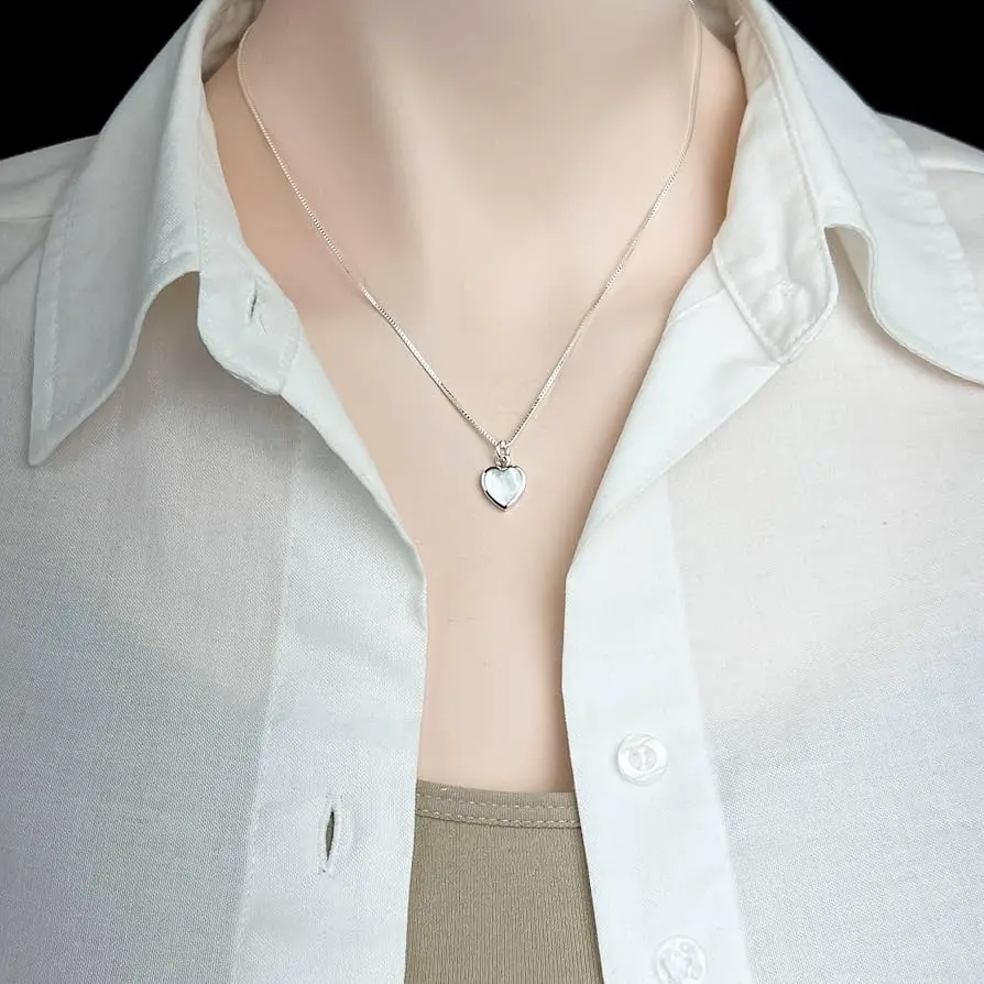  So sánh bạch kim và vàng trắng