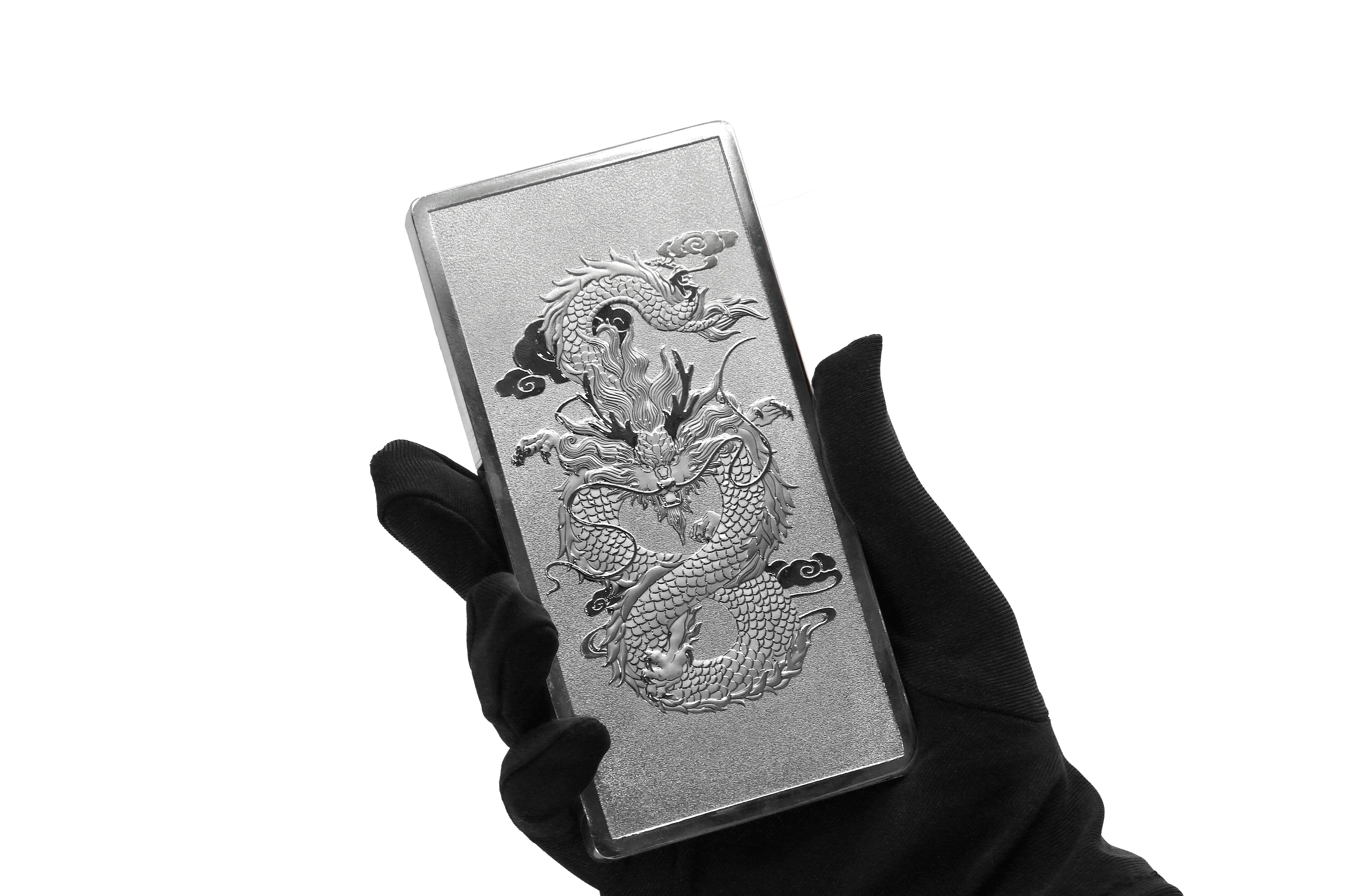 Ngân Long Quảng Tiến sở hữu biên độ giá thấp, lý tưởng để làm bạc tích trữ dài hạn 5-10 năm. Ngân Long Quảng Tiến sở hữu biên độ giá thấp, lý tưởng để làm bạc tích trữ dài hạn 5-10 năm.