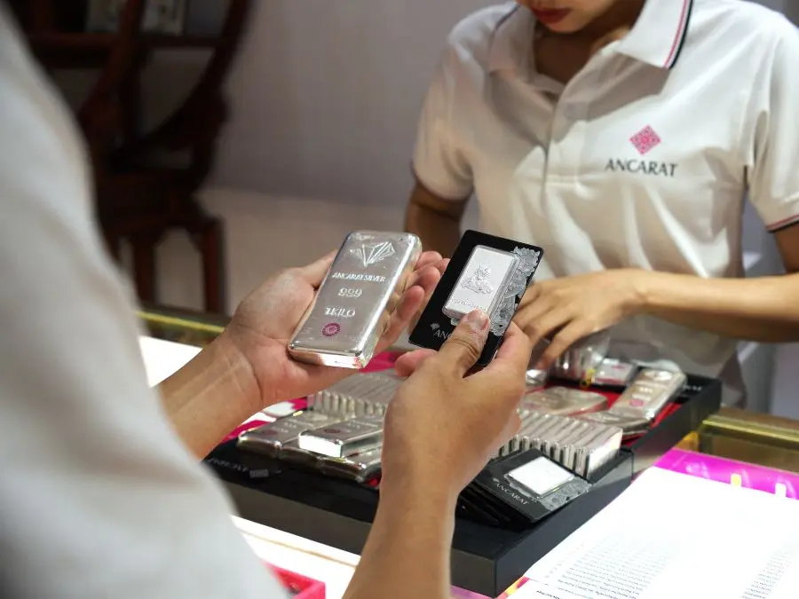 Bán bạc cũ giá bao nhiêu