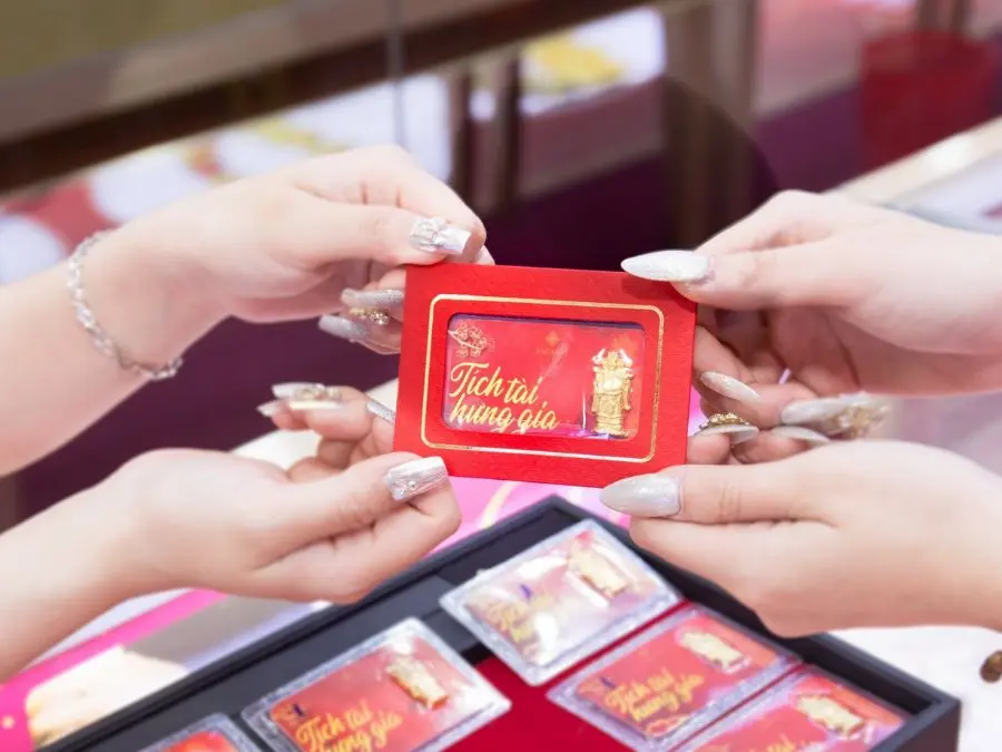 Kinh nghiệm mua vàng tích trữ an toàn